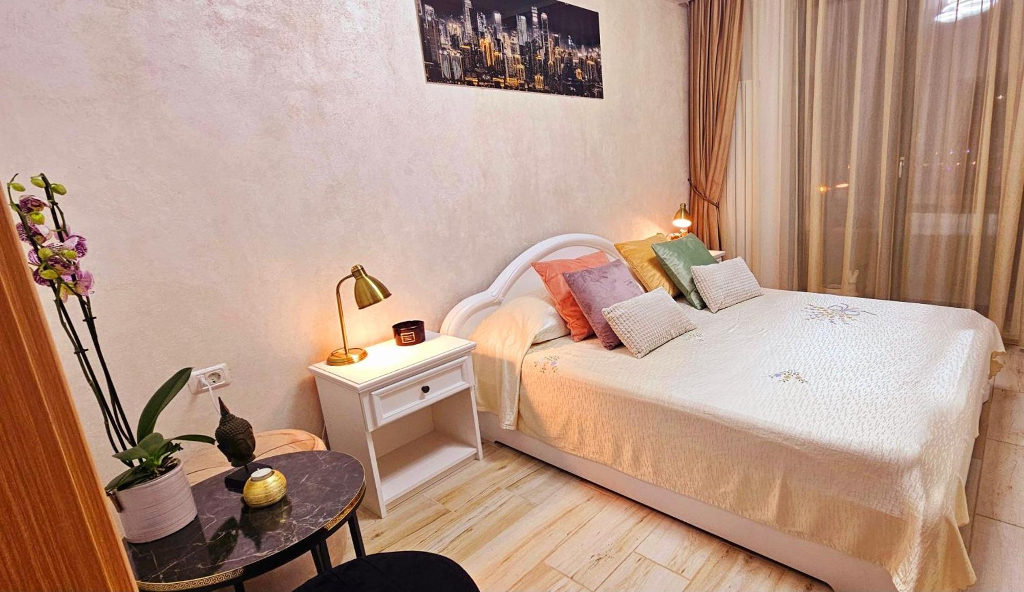 Andrew'S Apartment Central 마마이아 외부 사진