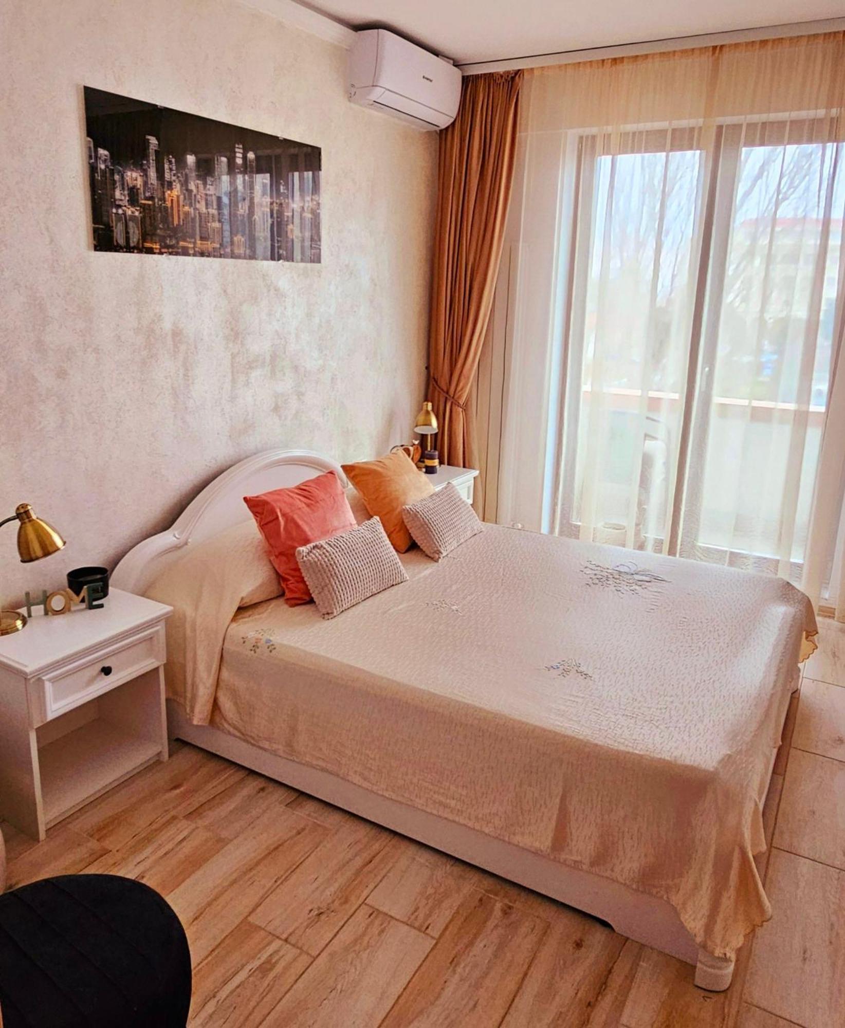 Andrew'S Apartment Central 마마이아 외부 사진