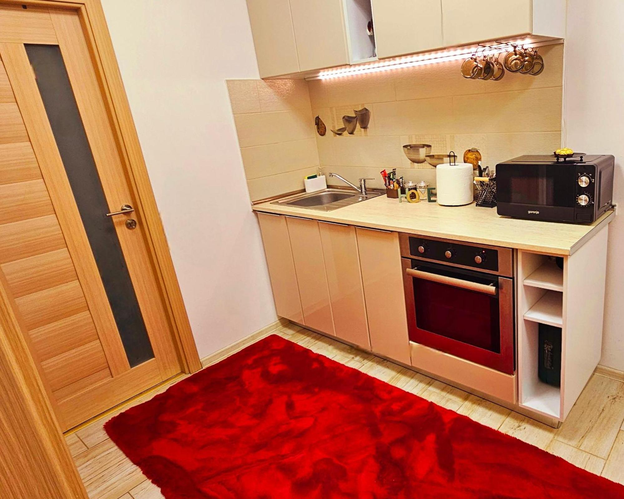 Andrew'S Apartment Central 마마이아 외부 사진